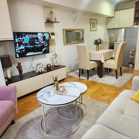 סקופיה New Apartment 8, Self Check-In, Free Parking מראה חיצוני תמונה