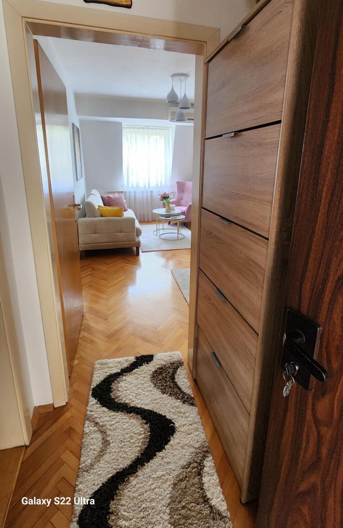 סקופיה New Apartment 8, Self Check-In, Free Parking מראה חיצוני תמונה