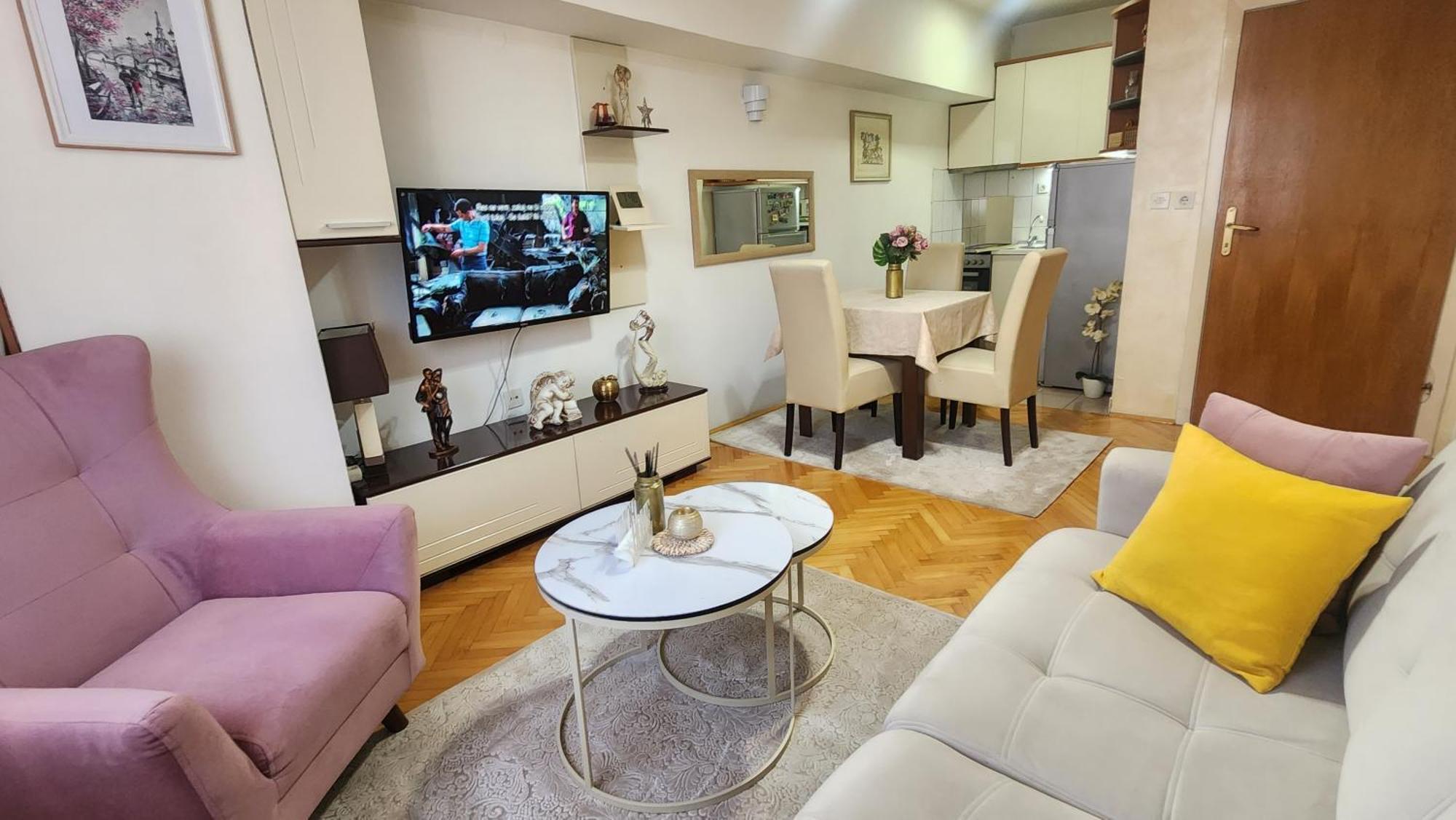סקופיה New Apartment 8, Self Check-In, Free Parking מראה חיצוני תמונה