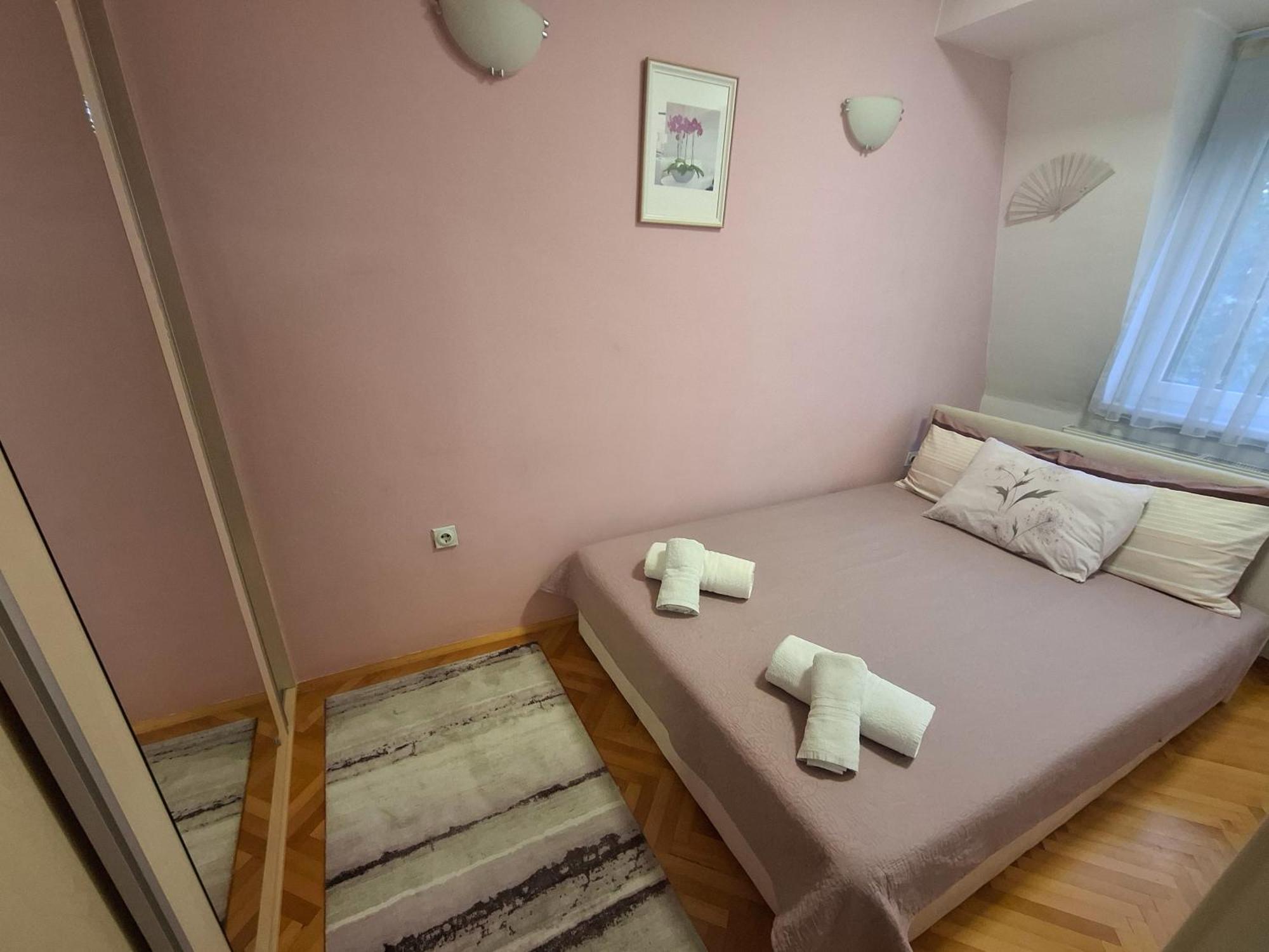 סקופיה New Apartment 8, Self Check-In, Free Parking מראה חיצוני תמונה